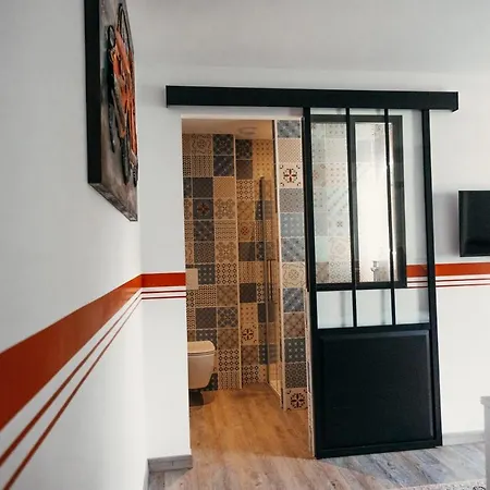 La Maison Cachee-ba