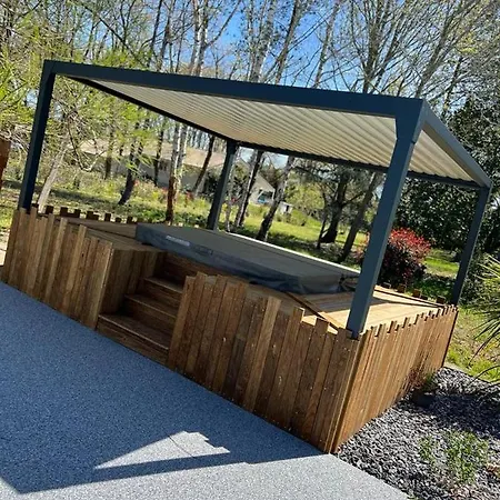 Pensión La Maison Cachee-ba