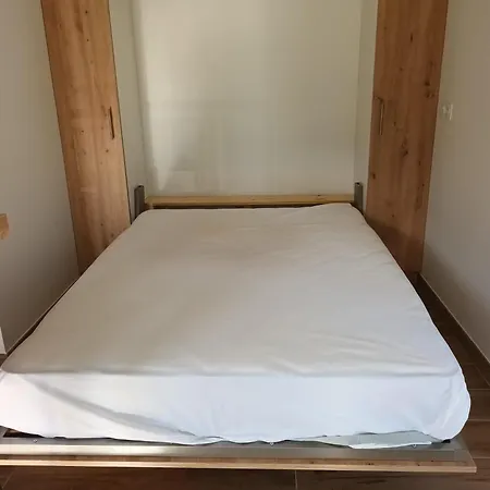 La Maison Cachee-ba 4*