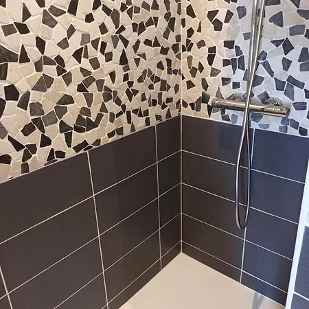 Gasthuis La Maison Cachee-ba