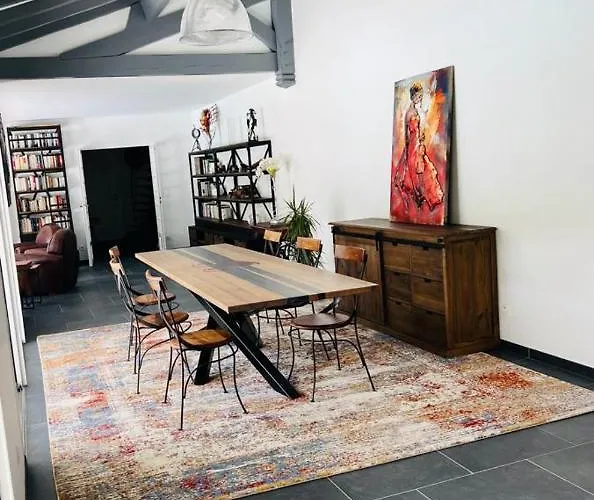 בית הארחה La Maison Cachee-ba