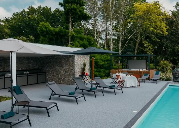 La Maison Cachee-ba בית הארחה לה-טסט-דה-בוש