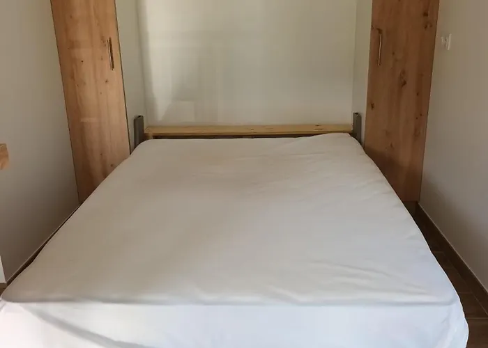 La Maison Cachee-ba 4*